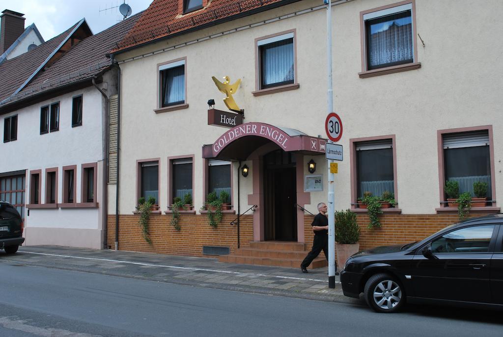 Hotel Gasthof “Goldener Engel” Stockstadt am Main Buitenkant foto